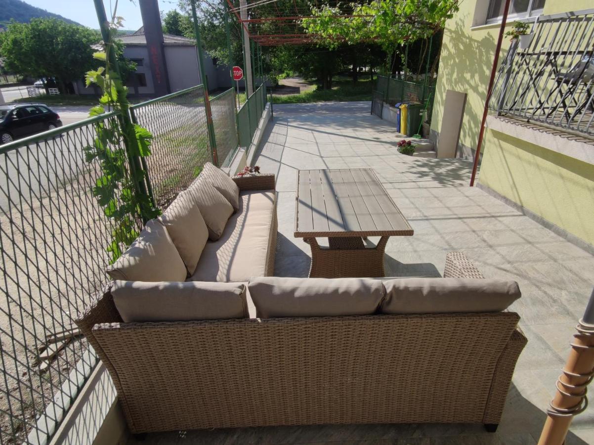Apartman Noel Knin Exterior photo