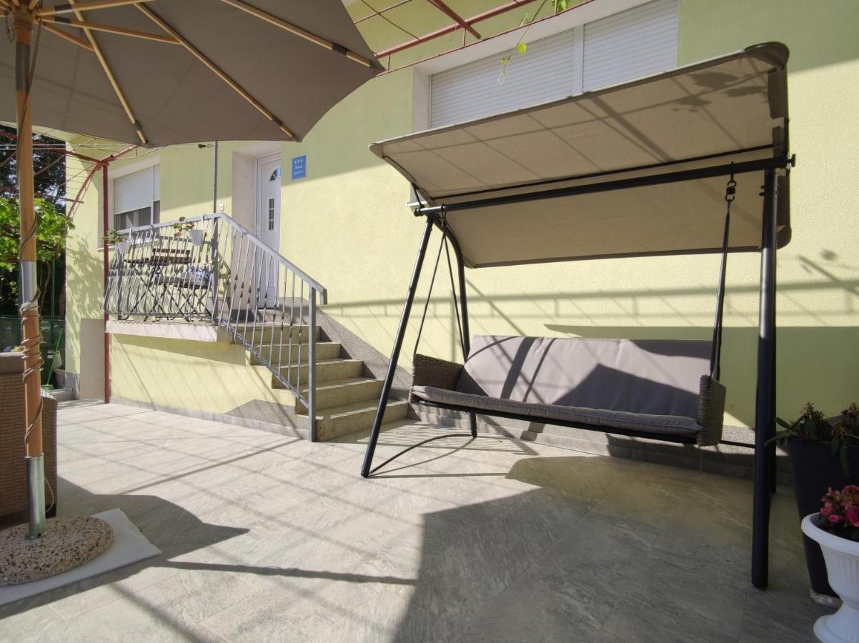 Apartman Noel Knin Exterior photo