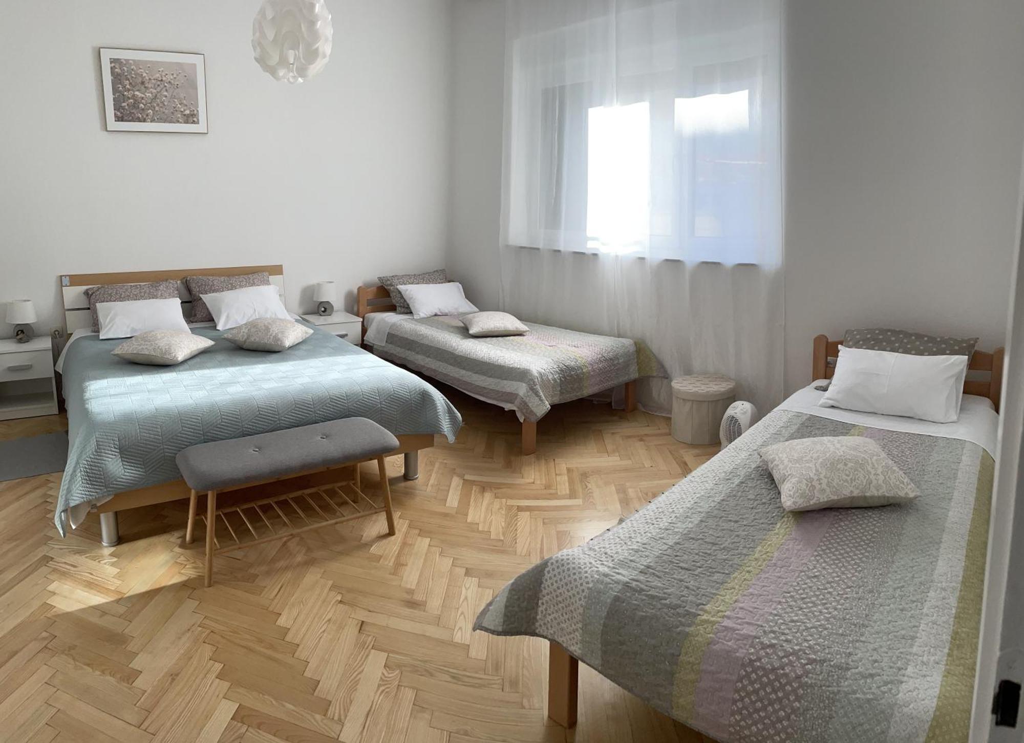 Apartman Noel Knin Exterior photo