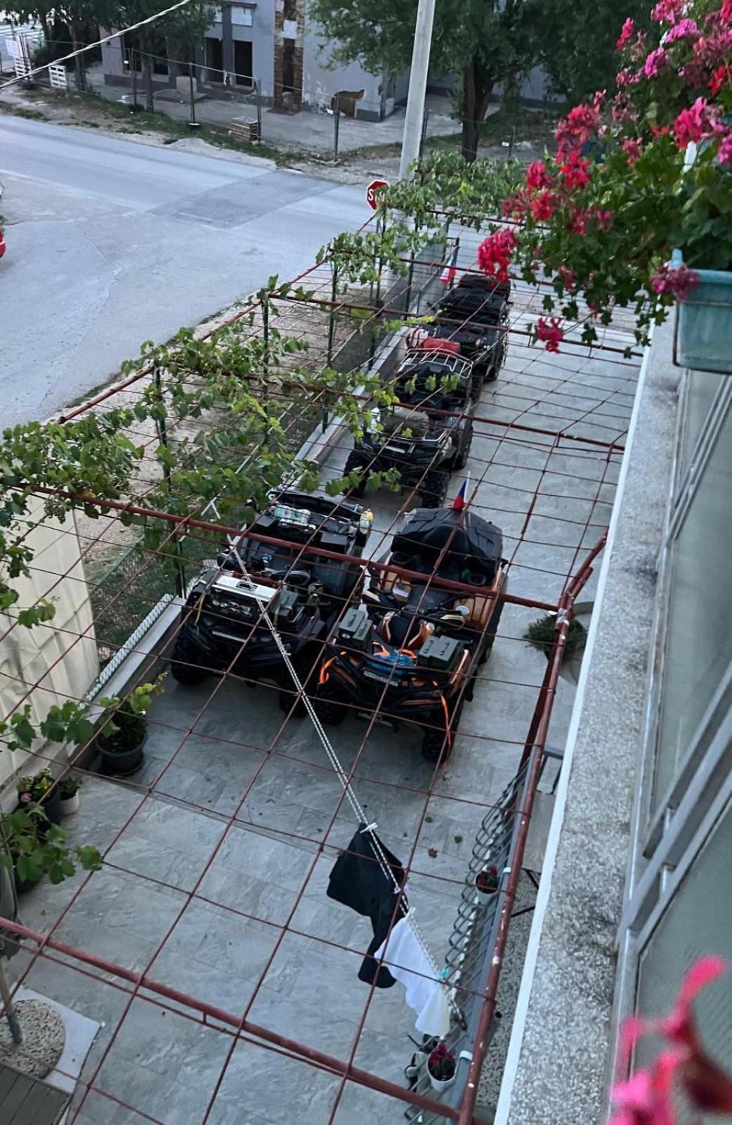 Apartman Noel Knin Exterior photo